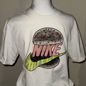 NIKE white short short sleeve t-shirt size small